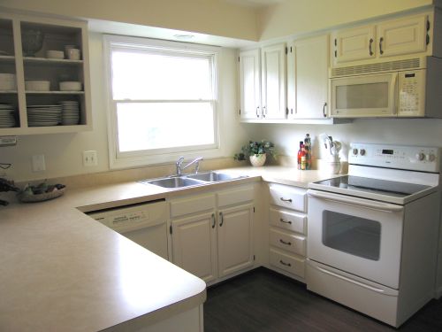 kitchen1a2.jpg