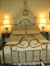 vintage bed.jpg vintage bed.jpg