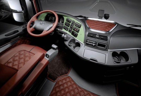 mercedes-benz_actros_truck_of_the_year_interior-540x369.jpg mercedes-benz_actros_truck_of_the_year_interior-540x369.jpg