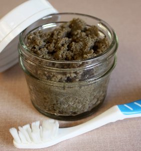 homemade-toothpaste.jpg homemade-toothpaste.jpg