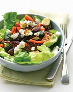 med103954_0908_salad_gt_che_vert.jpg
