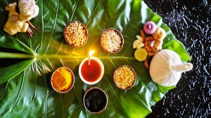 leaf-with-spices.jpg