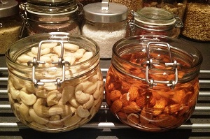 Nuts-in-water.jpg Nuts-in-water.jpg