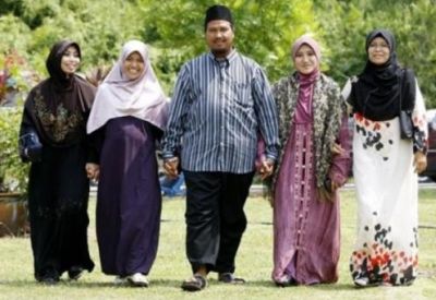 poligam.jpg poligam.jpg