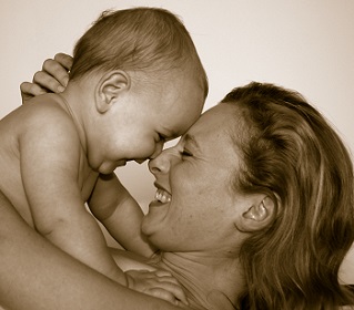 Mother-Child_face_to_face.jpg Mother-Child_face_to_face.jpg