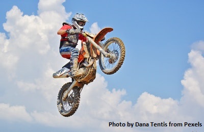 man-on-a-motocross-dirt-bike-356289.jpg